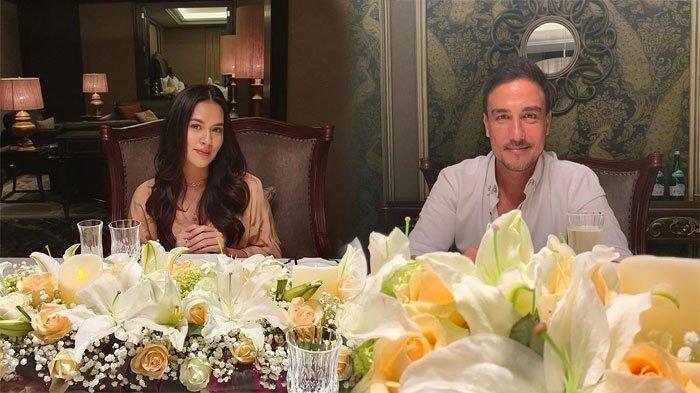 PASANGAN ARTIS - Raisa dan Hamish Daud saat makan bersama. Kini mereka memilih untuk bercerai.