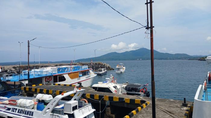 MANADO BAY - Suasana Manado Bay saat pencarian korban kecelakaan jet ski di Teluk Manado, Sulawesi Utara, Selasa (4/11/2025). Petugas sebut pemilik jet ski adalah seorang pengusaha.