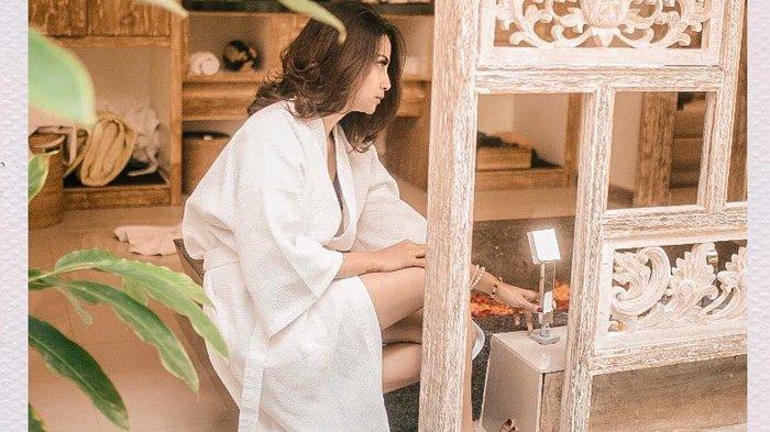 Prostitusi Online - Kronologi Penangkapan Vanessa Angel, Terciduk di Kamar saat Melayani