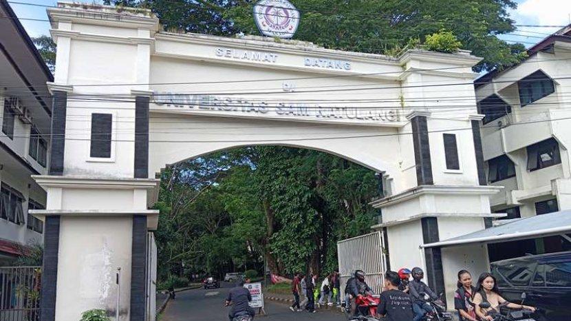 Aktivitas Perkuliahan di Unsrat Manado Kembali Normal, Mahasiswa Padati Area Kampus