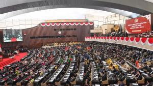 63-Anggota-DPR-RI-Hanya-Lulusan-SMA-211-Tak-Cantumkan-Latar-Belakang-Pendidikan.jpg