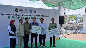 Badan-Amil-Zakat-Nasional-BAZNAS-Republik-Indonesia-melaksanakan-penyerahan-kapal.jpg