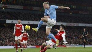 Berikut-4-fakta-hasil-Arsenal-1-3-Man-City-dalam-laga-tunda-Liga-Inggris.jpg