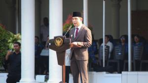 Bupati-Kabupaten-Kepulauan-Sangihe-Michael-Thungari-agtash.jpg