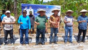 Bupati-Sangihe-melakukan-penanaman-Holtikultura-Jagung-dan-Padi.jpg