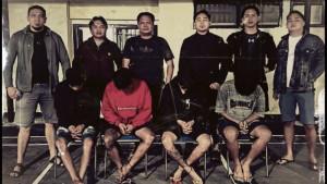 DITANGKAP-Empat-pemuda-warga-Desa-Kaayuran-AtasLO0.jpg