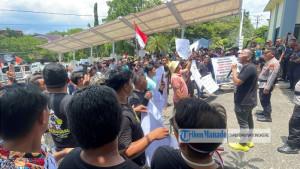 Demo-sopir-truk-zxdfgsgfsd.jpg