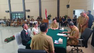 Ditetapkan-125-pasangan-suami-istri-disahkan-dalam-kegiatan-kawin-massal.jpg