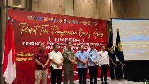 Divisi-Keimigrasian-Kementerian-Hukum-dan-HAM-Sulawesi-jhfgjjjhfgjgjgjfg.jpg
