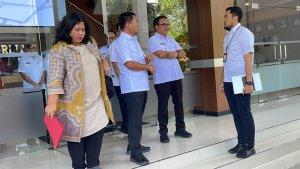 Dua-anggota-Korsupgah-MCP-KPK-Perwakilan-Wilayah-IV-di-Provinsi-Sulawesi.jpg