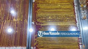 EMAS-Perhiasan-emas-yang-dijual-di-Toko-Emas-Jalan-Walanda-Maramisko9i0-0.jpg