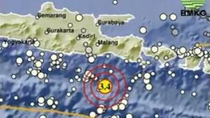 Gempa-bumi-terkini-di-wilayah-Jawa-Timur-Senin-27102025.jpg