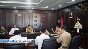Gubernur-Sulawesi-Utara-Yulius-Selvanus-menegaskan-bahwa-dirinya-tidak.jpg