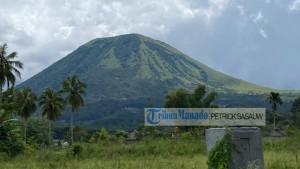 Gunung-Lokon-xrghdrthgd.jpg
