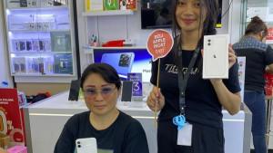 HP-TERLARIS-Di-toko-Cindy-Cell-Manado-terdapat-lima-tipe-Hjkhjk.jpg