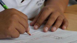 Ilustrasi-belajar-soal-dan-kunci-jawaban-Matematika-Kelas-6-SD-Kurikulum-Merdeka-fsdf.jpg