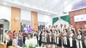 Jemaat-GMIM-Eben-Heazer-Molompar-menggelar-Ibadah-Syukur.jpg