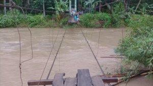 Jembatan-gantung-Bantik-fdsgsdfg.jpg
