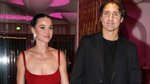 Katy-Perry-Resmi-Go-Public-dengan-Mantan-PM-Kanada-Justin-Trudeau-Rayakan-HUT-Romantis-di-Paris.jpg