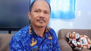 Kepala-SMAN-1-Sinjai-Muh-Suardi.jpg