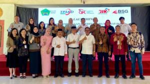 Kerjasama-Pemkab-Boalemo-dan-Bank-SulutGo-Foto-OJK.jpg