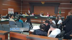 Ketua-DPRD-Sulut-Fransiscus-Silangen-235.jpg