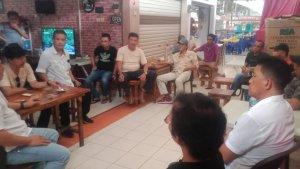 Komunitas-Paguyuban-Pasar-Segar-Paal-dua-Manado-diskusi-dengan-Kolonel778.jpg