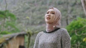 Lirik-Lagu-Fauzana-Marindu-Rindu-Surang.jpg