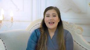 Lirik-Lagu-Regina-Pangkerego-Di-Balik-Persoalan-213.jpg