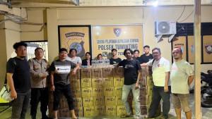 MINUMAN-KERAS-Sebuah-gudang-minuman-keras-jenis-cap-tikus80.jpg