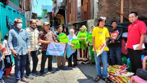 PLN-Unit-Induk-Pembangunan-UIP-Sulawesi-menyalurkan-bantuan-foto.jpg