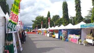 Pedagang-atau-pelaku-UMKM-di-lokasi-kegiatan-MTQ-ke-30io90.jpg