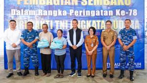 Pegadaian-dan-Lanudsri-bersama-warga-Tongkaina.jpg
