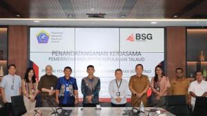 Penandatanganan-perjanjian-kerja-sama-oleh-Direktur-Utama-BSG-RevinoG.jpg