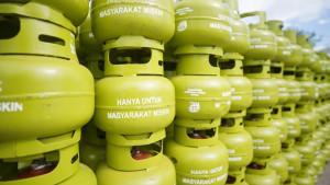 Pertamina-Patra-Niaga-Regional-Sulawesi-menambah-stok-LPG-3-kg.jpg