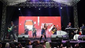 Pesta-rakyat-dalam-launching-Pilkada-di-Kabupaten-Bolsel-Provinsi-Sulawesi-Utara-Sulut56.jpg