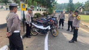 Polres-Minahasa-Selatan-melakukan-razia-kendaraan-bermotor-ranmor577.jpg