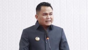 Potret-Bupati-Minahasa-Tenggara-Mitra-Ronald-Kandoli.jpg