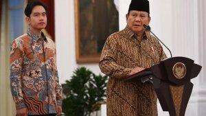 Presiden-Prabowo-Subianto-didampingi-Wapres-Gibran-Rakabuming-Raka-di-Istana-Merdeka.jpg