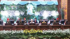 Rapat-Paripurna-Istimewa-DPRD-Sulawesi-Utara-dalam-rangka-HU.jpg