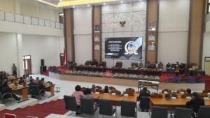 Rapat-paripurna-pembicaraan-tingkat-II-Ranperda-Perubahan-APBD-Manado.jpg