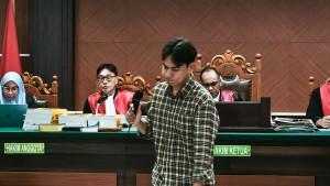 SIDANG-Gerry-Rengku-Bendahara-Panitia-Perk.jpg