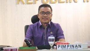 Senator-Stefanus-BAN-Liow-memberikahjfgjghjghjghj.jpg