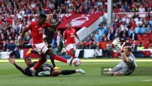 Striker-Nottingham-Forest-Taiwo-Awoniyi-mencetak-gol-pembuka-ke-gawang-Arsenal.jpg