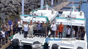 Tito-Karnavian-Ketua-Baznas-KH-Noor-Achmad-Yulius-Selvanus-ambulance-laut.jpg
