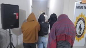 Warga-Sulut-yang-diamankan-aparat-Polsek-Bandar-udara-Sam-Ratulangi.jpg