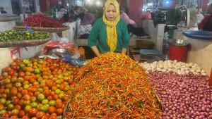 bahan-pokok-di-Pasar-Bersehati-Manado-Sulawesi-Utara-tak.jpg
