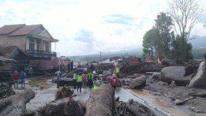 banjir-bandang-lahar-dingin-di-Nagari-Bukik-Batabuah-Kabupaten-Agam.jpg