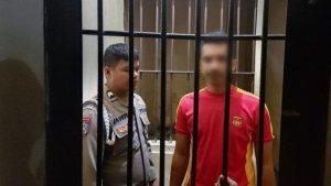 briptu-isra-sangaji-alias-is-polisi-selingkuh-di-maluku.jpg