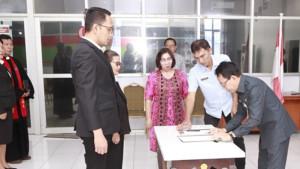 empat-4-pejabat-fungsional-yang-dilantikan-Pemkab-Mitra.jpg